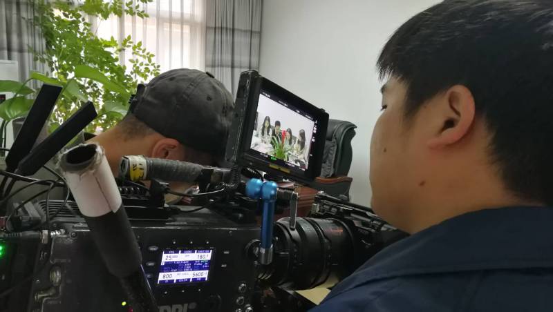 剧本杀式体验：重庆广告片拍摄公司构建沉浸式消费决策路径